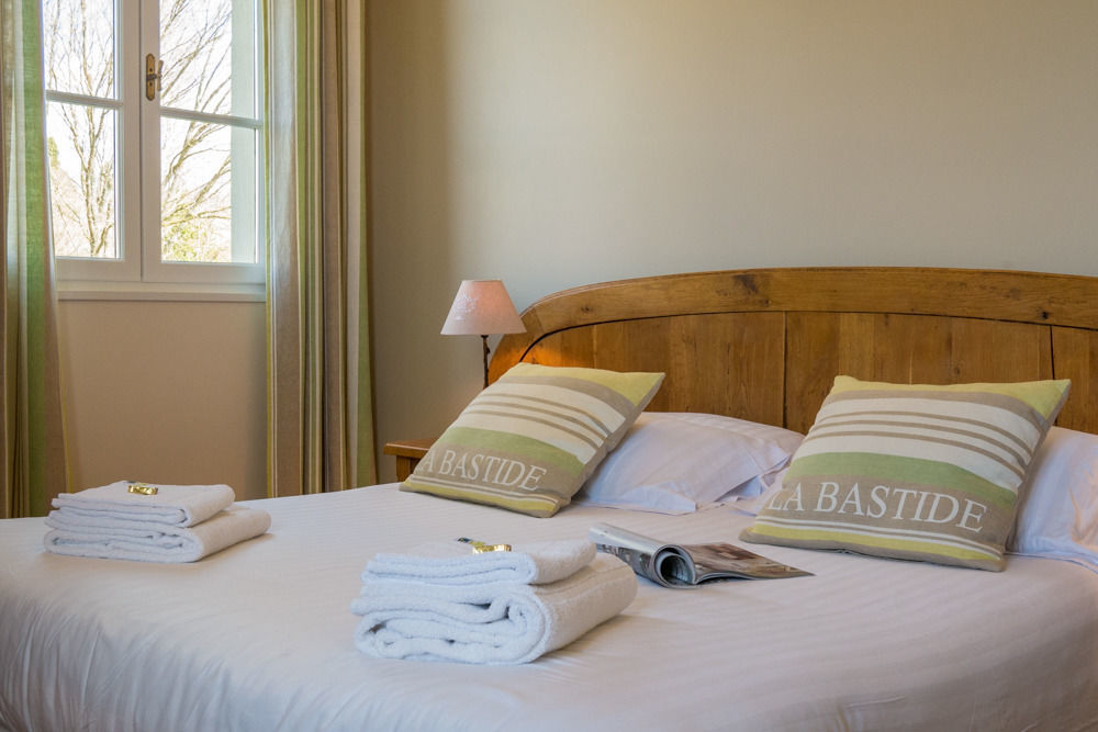 Hotel La Bastide Saint Martin Carcassonne Exterior foto